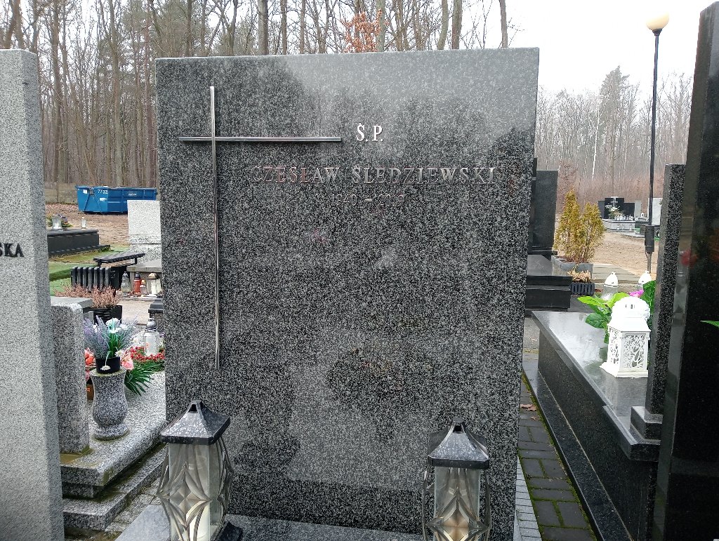 Grób Czesław Śledziewski