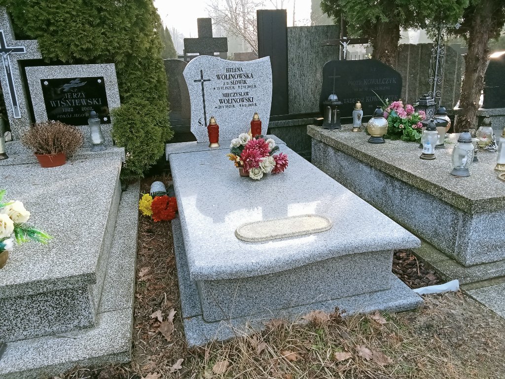 Grób Helena Wolinowska