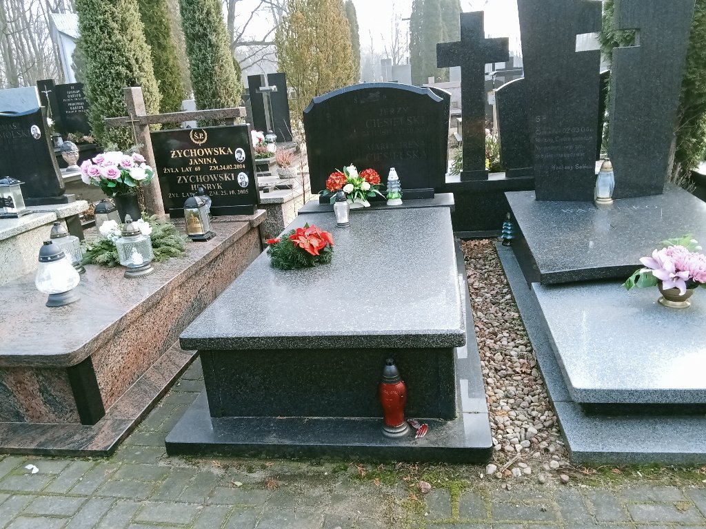 Grób Maria Ciesielska