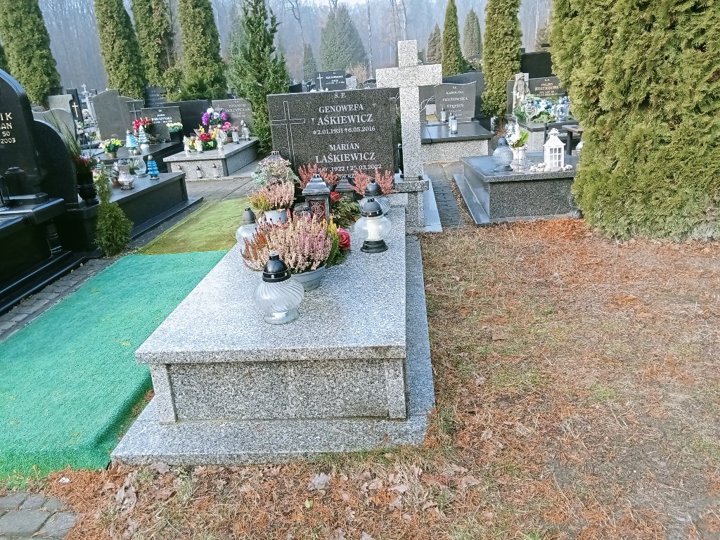 Grób Marian Laśkiewicz